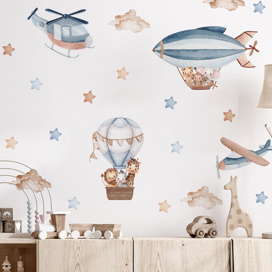 ملصقات حائط على شكل حيوانات بأ - مراجعة Baby Nursery Hot Air Balloon وسعره