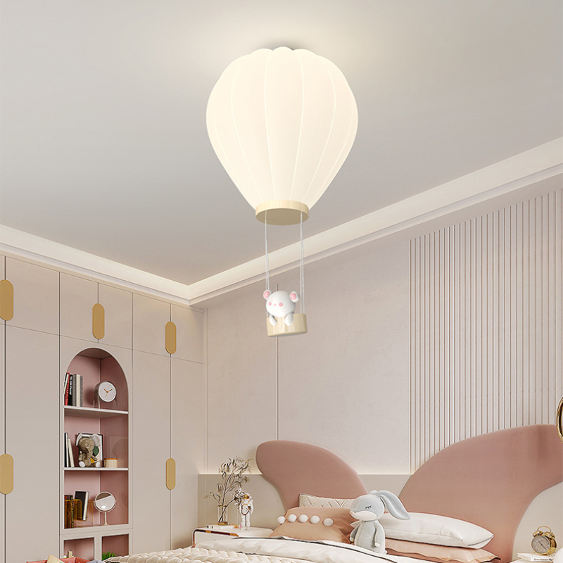 مصابيح سقف لغرفة الأطفال بتصمي - مراجعة Baby Nursery Hot Air Balloon وسعره